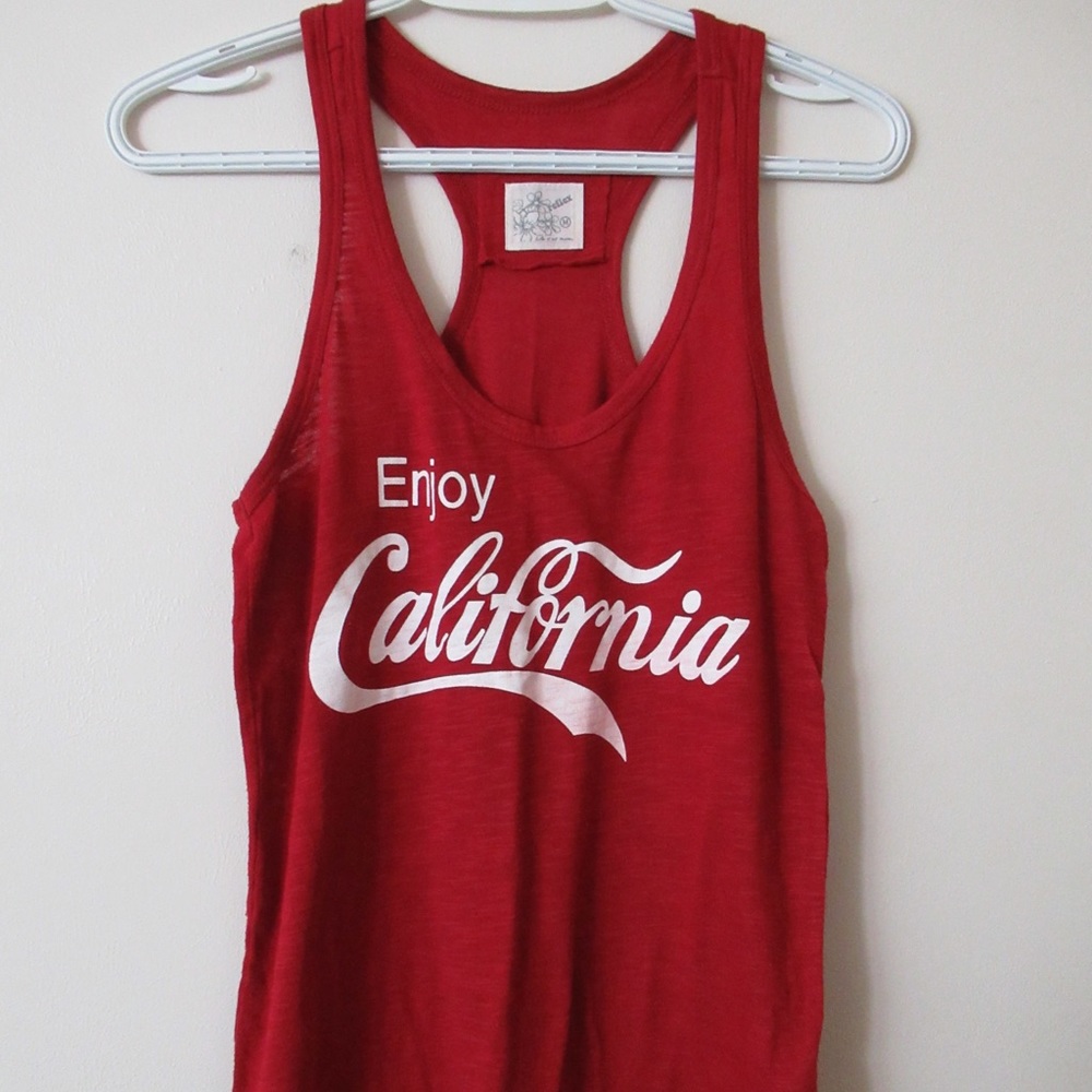 RED TANK TOP